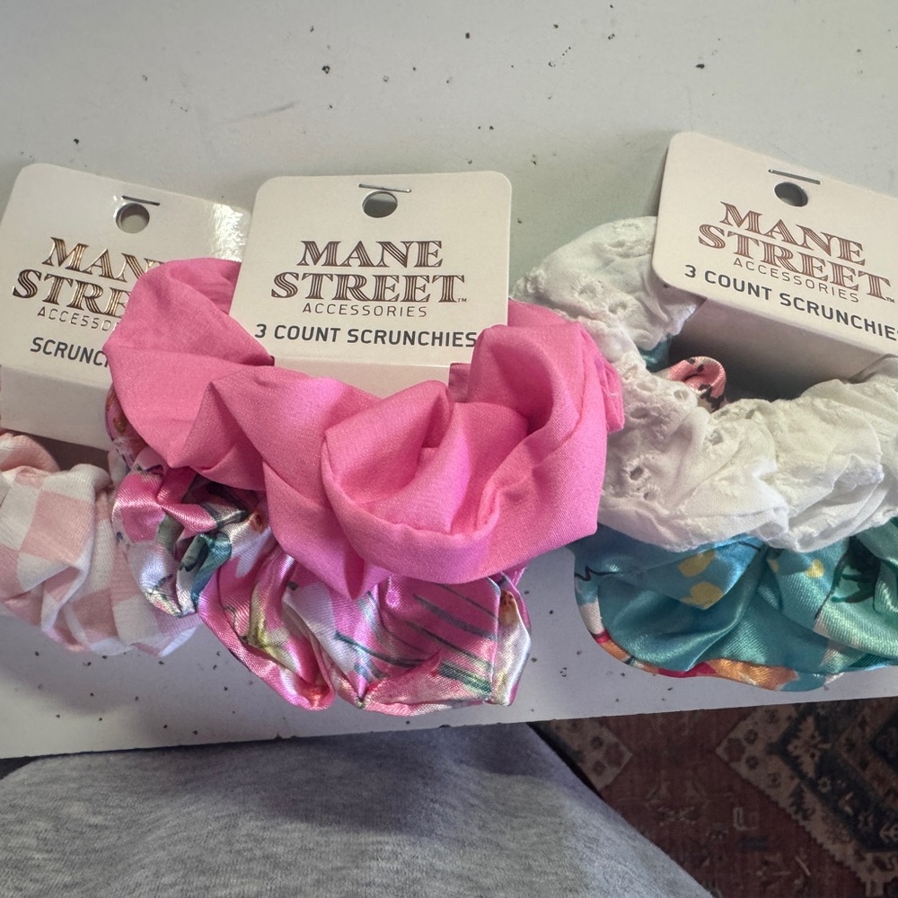 🐰🌷🐣Soft & Stylish Scrunchie Bundle – Set of 7